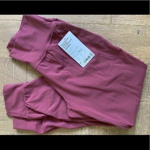 Athleta Salutation Jogger - in powervita